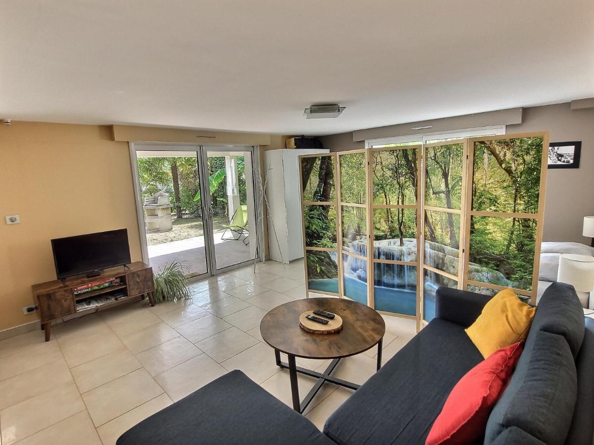 Saint-Aignan-Grand-Lieu Le Rocher De Bel Air -40M2 -Chaleureux 3 Etoiles מראה חיצוני תמונה